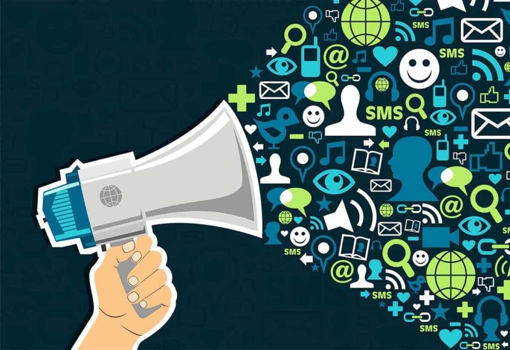 Social media and blogging tips for startup creatives